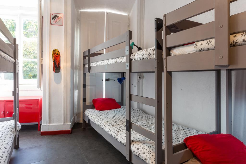 Arty Hostel Lisbon Room photo